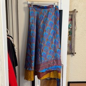 Darn Good Yarn Sari Skirt - plus size wrap skirt (adjustable size). Reversible